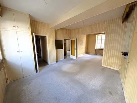 achat appartement 2 pièces 54m² clermont ferrand 63000