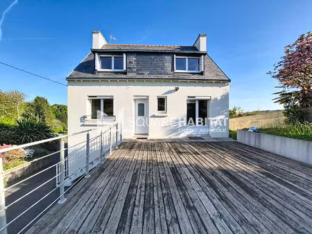 maison pluguffan 4 chambres  avec jardin et garage