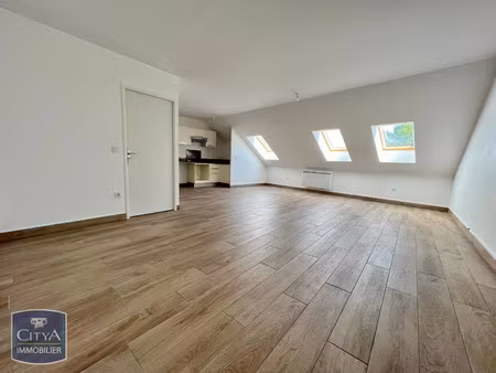 appartement à louer 2 pièces 52.56 m² - buc (78) - 1 162€