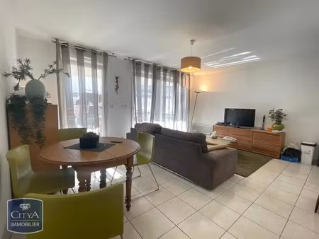 appartement à louer 4 pièces 80.5 m² - avignon (84) - 955€
