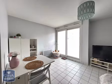 appartement à louer 1 pièce 27.5 m² - tours (37) - 549€