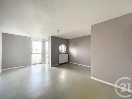 location appartement 3 pièces 65m² clermont ferrand 63000
