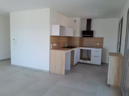 location appartement 3 pièces 67m² annecy 74370