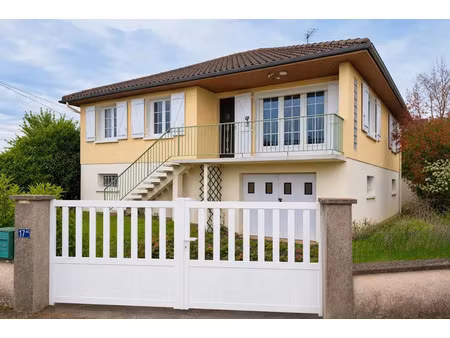 vente maison 4 pièces 88 m² à roches-prémarie-andillé (86340)  176 500 €
