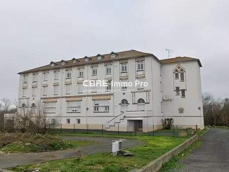 achat local professionnel 1 300m²