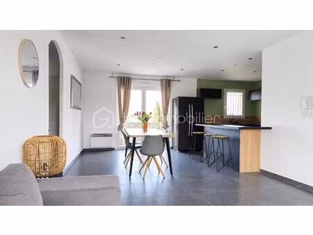 appartement de 76 25 m² à lauris