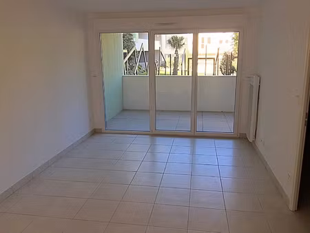 location appartement 2 pièces 37 m² à montpellier (34000)
