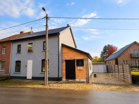 ruime halfopen woning met sterke basis op perceel van 11a65ca