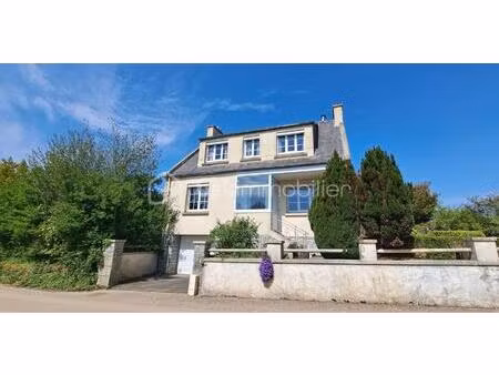 maison traditionnelle de 116 m² à scrignac
