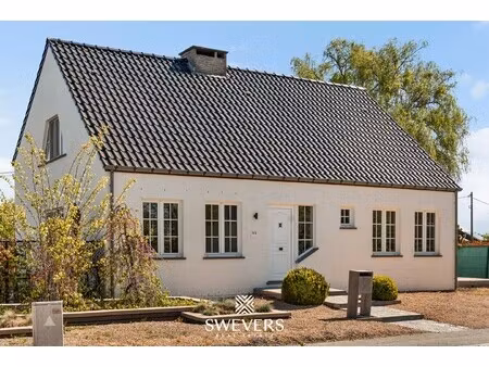 ruime open bebouwing rustig gelegen te zoutleeuw