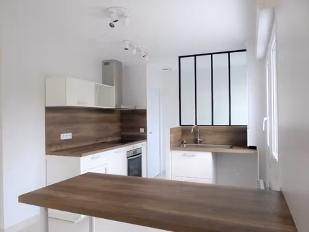 location maison 3 pièces 80m² nercillac 16200
