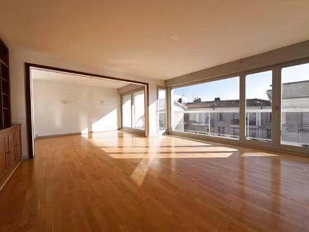 location appartement 4 pièces 116m² bordeaux 33000