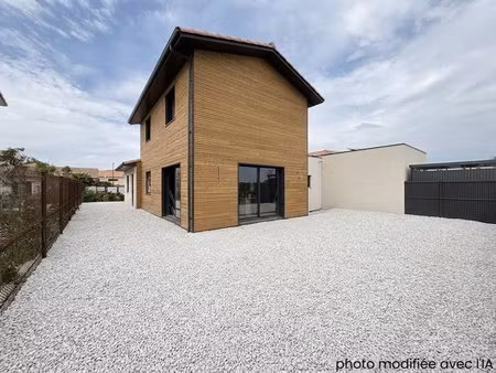 villa contemporaine de 125 m² avec bardage bois