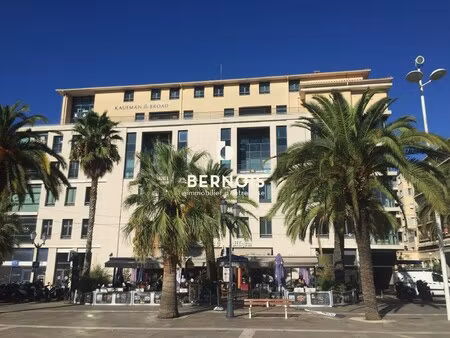 location local professionnel 193m² toulon 83000