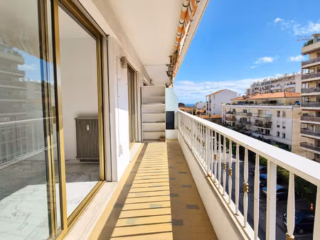 location appartement 1 pièce 30m² cannes 06150