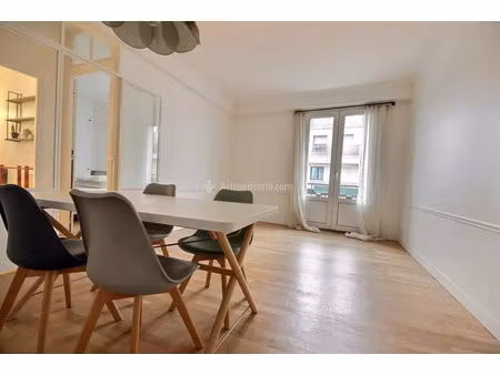 location appartement 2 pièces 47 m2 à asnières-sur-seine