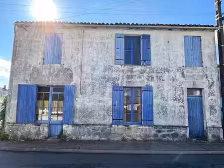 vente maison 7 pièces 170.08 m² à etaules (17750)  212 000 €