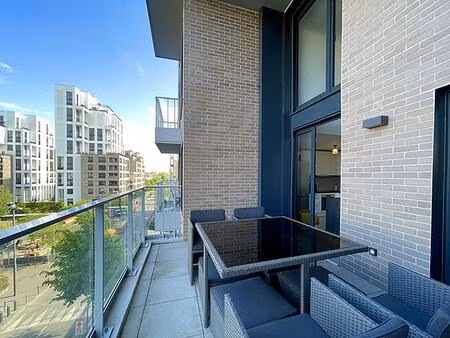 duplex 2 chambres meublé avec terrasse  ascenseur et local à vélos