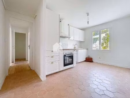 vente appartement 3 pièces à caen le port - ste-thérèse (14000) : à vendre 3 pièces / 69m²
