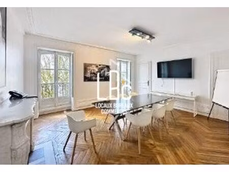 prestigieux bureau de 187 m2 en location - nantes  france