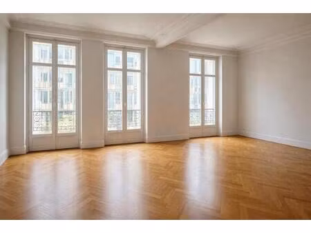paris ternes-bayen 4 pièces 105m² - 2/3 chambres