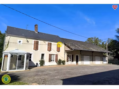 vente maison 7 pièces 212 m² à saint-martin-d'auxigny (18110)  280 000 €