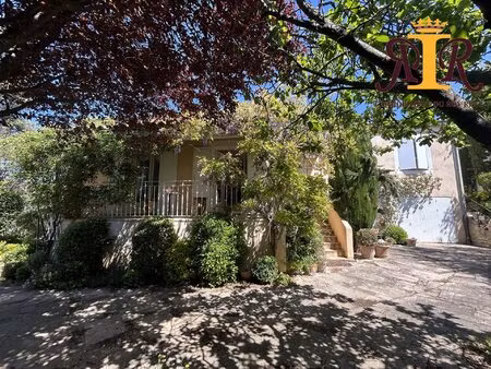 villa de charme dans secteur calme proche centre ville