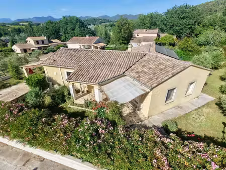 maison à vendre - 145 m² - 5 pièces - environnement calme