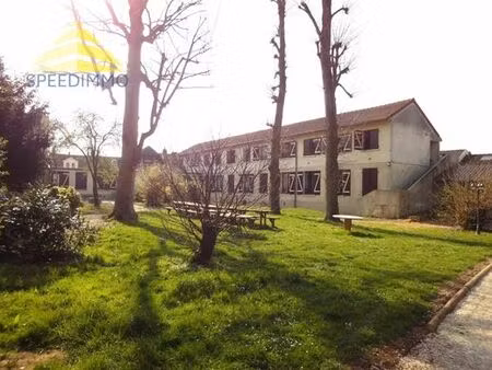 hôtel de 45 pièces de luxe en location mandres-les-roses  france