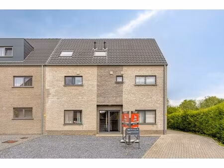 appartement te koop in geel met 2 slaapkamers