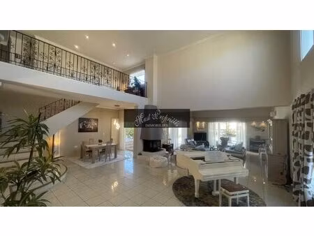 villa de 370 m2.