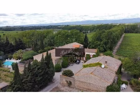 domaine de 700 m2  terrain 2 16 hectares.