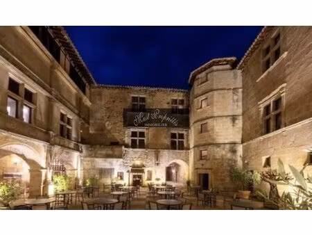 hôtel de luxe.