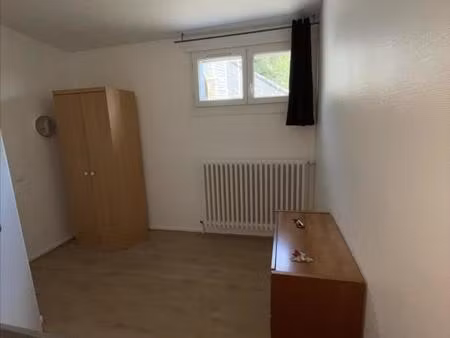 longwy-bas : petit studio meuble