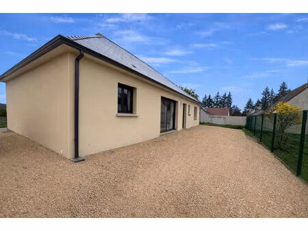 vente maison 4 pièces  102.00m²  cellettes