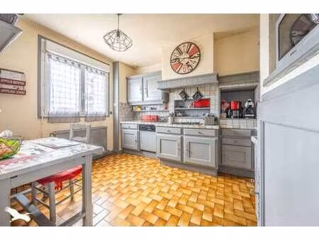 vente maison à chauray (79180) : à vendre / 100m² chauray