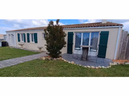 vente maison 5 pièces  134.00m²  marennes hiers