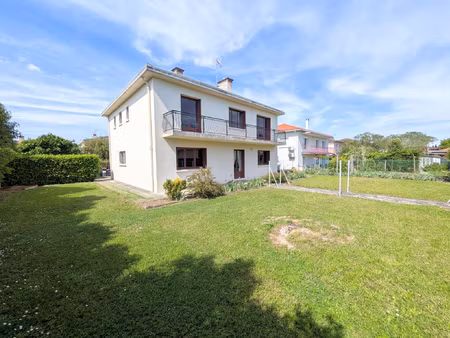 maison 6 pièces / 4 chambres dans quartier recherché  calme 