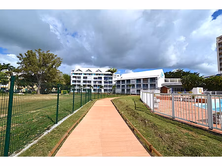 très beau t2 duplex moderne vue mer accès plage