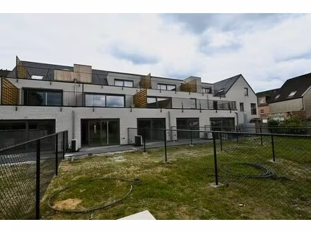appartement te koop in zoersel met 1 slaapkamer