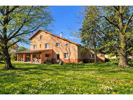 vente maison 8 pièces 265 m² à sury-le-comtal (42450)  399 000 €