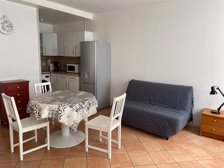 location appartement 1 pièce 27m²
