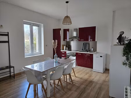 location maison 4 pièces  100.00m²  vielmur