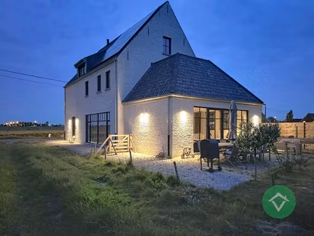 huis te koop in kortemark met 5 slaapkamers