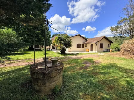maison 240 m²