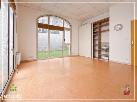 bureau 3 pièces - 50 m²