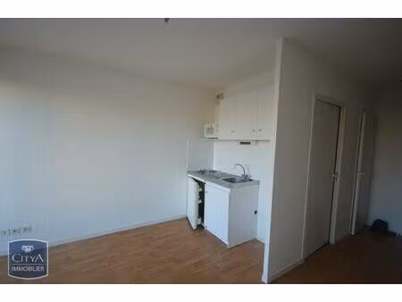 location appartement 1 pièce 20m² cholet 49300