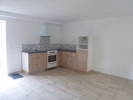 location appartement 2 pièces 48m² la fleche 72200