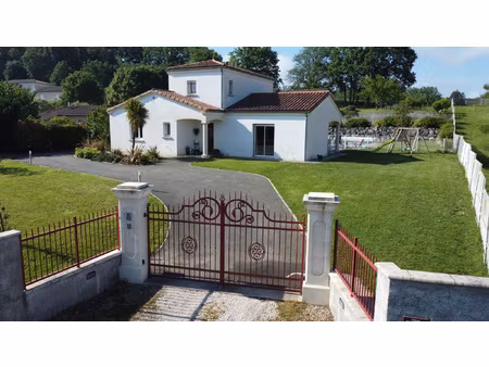 maison avec piscine
