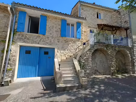 maison de ville rénovée avec jardin — 4 pièces • 90m² • aux portes de vaison-la-romaine